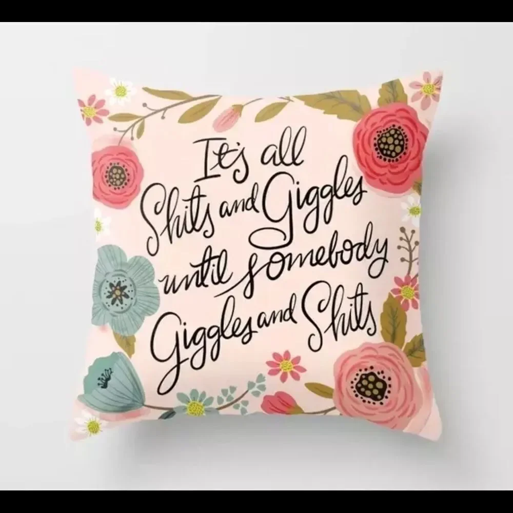 ‎GIGGLE  PILLOW COVER